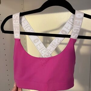 Figs Women's Vibrant Pink Sports Bra
